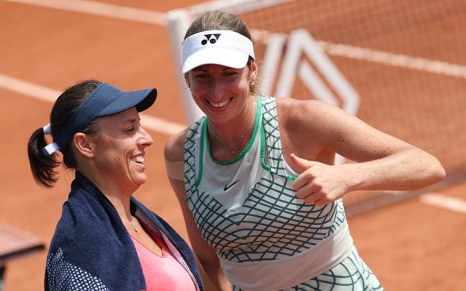 Slovenian Andreja Klepac and Belgian Magali Kempen celebrate after winning a doubles tennis match between Brazilian-Argentinian pair Martins-Sierra and Belgian-Slovenian pair Kempen-Klepac, in the second round of the women s doubles at the Roland Garros French Open tennis tournament, in Paris, France, Saturday 30 May 2026. This year s tournament takes place from 18 May to 07 June. VIRGINIExLEFOUR  x175450556x