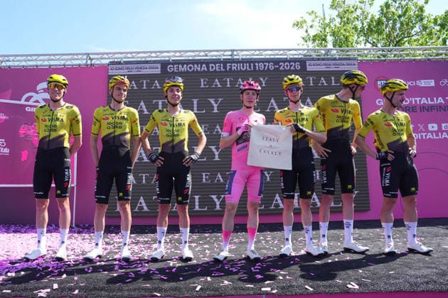 Denmark™s Jonas Vingegaard Hansen of Team Visma Lease A Bike OPPORTUNITALY prize during Stage 20 of the Giro d™Italia, from Gemona del Friuli to Piancavallo, Italy, Saturday, May 30, 2026.  Copyright: xSimonexSpada LaPressex