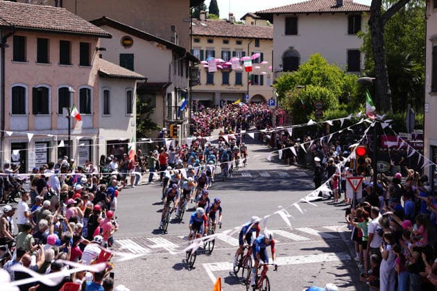 The pack rides during Stage 20 of the Giro d™Italia, from Gemona del Friuli to Piancavallo, Italy, Saturday,May 30, 2026.  Copyright: xFabioxFerrarix xLaPressex