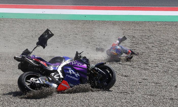 30.05.2026, Autodromo Internazionale del Mugello, Mugello, MotoGP Grosser Preis von Italien 2026 ,im Bild Unfall von Toprak Razgatlioglu (TUK), Prima Pramac Yamaha MotoGP (Photo by Hasan Bratic DeFodi Images) -