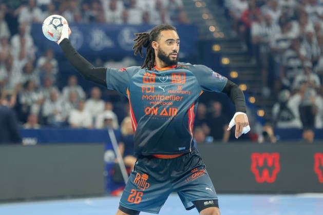 30.05.2026 ,xgox, Handball - EHF European League Halbfinale Montpellier Handball - THW Kiel emspor, v.l. Hugo Bryan Monte Dos Santos (Montepellier, 26) am Ball, plays the ball Hamburg