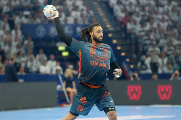 30.05.2026 ,xgox, Handball - EHF European League Halbfinale Montpellier Handball - THW Kiel emspor, v.l. Hugo Bryan Monte Dos Santos (Montepellier, 26) am Ball, plays the ball Hamburg