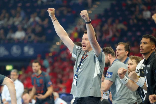 30.05.2026 ,xgox, Handball - EHF European League Halbfinale Montpellier Handball - THW Kiel emspor, v.l. Filip Jicha (Kiel, Trainer) Jubel, Torjubel, jubelt ueber das Tor, celebrate the goal, celebration Hamburg
