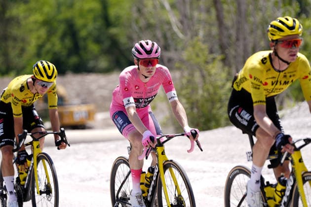 Denmark™s Jonas Vingegaard Hansen of Team Visma Lease A Bike (Pink jersey) during Stage 20 of the Giro d™Italia, from Gemona del Friuli to Piancavallo, Italy, Saturday,May 30, 2026.  Copyright: xFabioxFerrarix xLaPressex