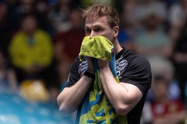 Benedikt Duda (GER, TTC Schwalbe Bergneustadt) the players are struggling with the heat in the arena during the semifinal matches Borussia Düsseldorf TTC Schwalbe of the Liebherr TTBL Final4 at the Süwag Energie ARENA on May 30, 2026, in Frankfurt, Germany Copyright: JoaquimxFerreira