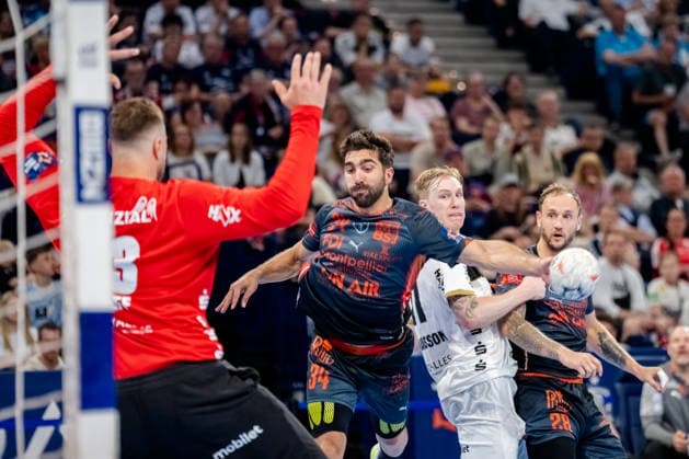 Hamburg 30.05.2026, Handball, Herren, EHF European League Men 2025 26, Halbfinale, Montpellier Handball - THW Kiel David Balaguer (Montpellier Handball, 34) beim Torwurf gegen Andreas Wolff (THW Kiel, 33)