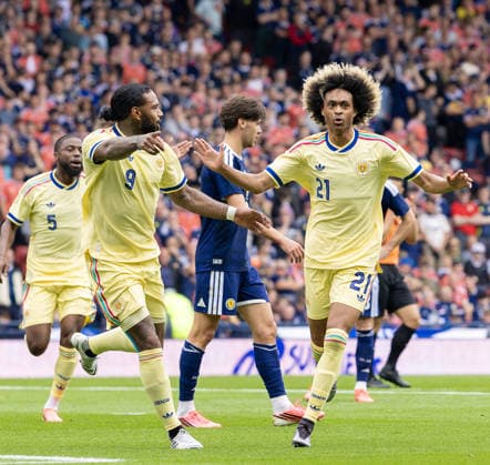 30.05.2026 Scotland v Curacao, International Friendly, Länderspiel, Nationalmannschaft : Tahith Chong celebrates. 0-1  Copyright: xKennyxRamsay.Scotlandx NINTCHDBPICT001084858337