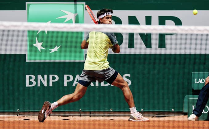 TENNIS - French Open 2026 PARIS,FRANCE,30.MAY.26 - TENNIS - ATP, Tennis Herren World Tour, French Open, Roland Garros, Grand Slam. Image shows Francisco Comesana (ARG).  GEPAxpictures xMatthiasxHauer