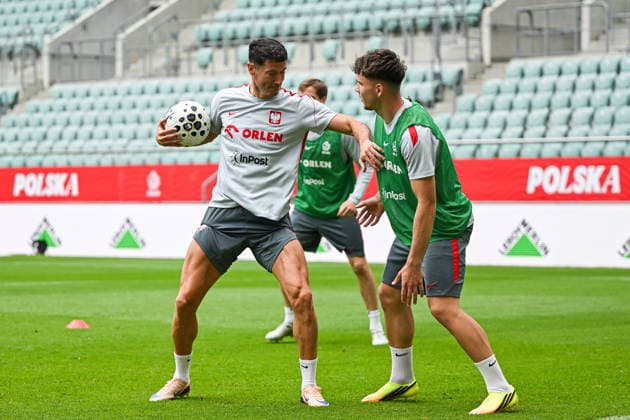 Wroclaw 30.05.2026. Football. Poland national team, Nationalteam official training ahead of the International Friendly, Länderspiel, Nationalmannschaft match against Ukraine in Wroclaw, Poland --- Pilka nozna. Trening reprezentacji Polski przed meczem towarzyskim przeciwko Ukrainie. Persons shown: Robert Lewandowski Fot. Tomasz Karczewski Arena Akcji NEWSPIX.PL --- newspix.pl POLAND OUT! 