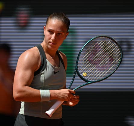 2026 French Open, Roland-Garros - Day 7 PARIS, FRANCE - MAY 30: Diane Parry of France in action during the Women’s Singles third-round match against Amanda Anisimova of the United States on Day Seven of the 2026 French Open at the Roland-Garros Complex in Paris on May 30, 2026. Mustafa Yalcin Anadolu Paris France. Editorial use only. Please get in touch for any other usage.  Copyright: x2026xAnadoluxMustafaxYalcinx