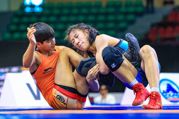 U17, U 17 Wrestling Asian Championships 49kg WW - Yuting Yuan (CHN) df. Nikita Nikita (IND)