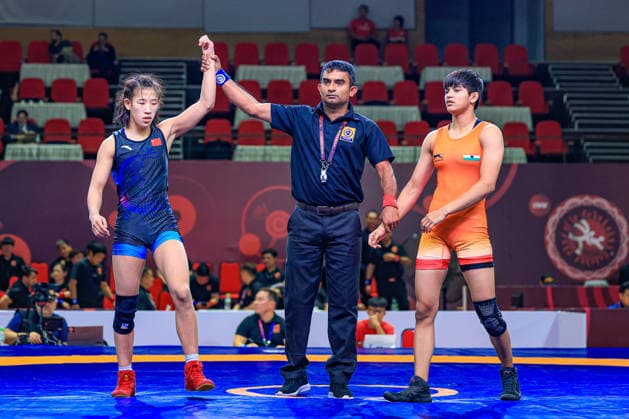 U17, U 17 Wrestling Asian Championships 49kg WW - Yuting Yuan (CHN) df. Nikita Nikita (IND)