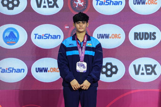 U17, U 17 Wrestling Asian Championships Podium 65kg WW - Silver: Antra Antra (IND)