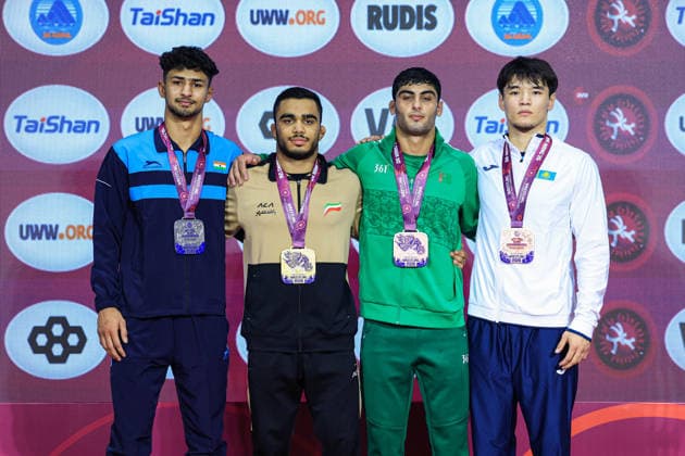 U17, U 17 Wrestling Asian Championships Podium 80kg FS - Gold: Amirali Mohammad Ferasati (IRI), Silver: Mandeep Mandeep (IND), Bronze: Adilbek Yerbolatov (KAZ), Shaapbas Esgerov (TKM)