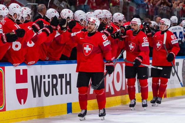 ZURICH, SWITZERLAND - MAY 30: Christoph Bertschy (Switzerland, 88) during his 1:0 goal celebration during the Half Finals - Match 61 between Switzerland and Norway at the IIHF Ice hockey, Eishockey World Championship, WM, Weltmeisterschaft 2026, Swiss Life Arena on May 30, 2026 in Zurich, Switzerland. Zurich Switzerland Copyright: xTimoxSteinx