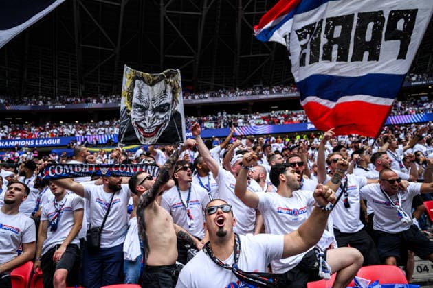 260530 Fans of Paris Saint-Germain ahead of the UEFA Champions League final match between Paris Saint-Germain and Arsenal on May 30, 2026 in Budapest. Photo: Maxim Thore BILDBYRAN kod MT MT1056 fotboll football soccer fotball uefa champions league champions league paris saint-germain arsenal bbeng publik Copyright: MAXIMxTHORE BB260530MT013