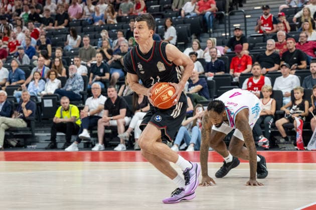 Vladimir Lucic 11 (FC Bayern Basketball), Jeff Garrett Jr. 4 (Telekom Baskets Bonn), FC Bayern Basketball vs. Telekom Baskets Bonn, BBL, Halbfinale 1, 30.05.2026 Muenchen Bayern Deutschland