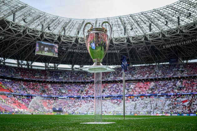 260530 The trophy ahead of the UEFA Champions League final match between Paris Saint-Germain and Arsenal on May 30, 2026 in Budapest. Photo: Maxim Thore BILDBYRAN kod MT MT1056 fotboll football soccer fotball uefa champions league champions league paris saint-germain arsenal bbeng genre pokal Copyright: MAXIMxTHORE BB260530MT020