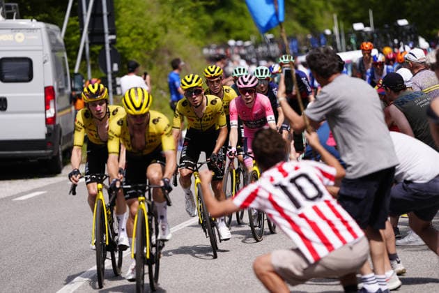 Denmark™s Jonas Vingegaard Hansen of Team Visma Lease A Bike (Pink jersey) during Stage 20 of the Giro d™Italia, from Gemona del Friuli to Piancavallo, Italy, Saturday,May 30, 2026.  Copyright: xFabioxFerrarix xLaPressex