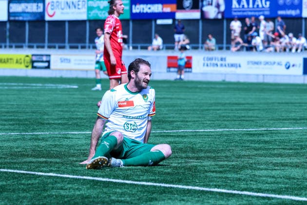 Fussball: Schweiz: Promotion League 2025 2026 - Letzter Spieltag, 30.05.2026 - SC Kriens vs. FC Bavois - Kleinfeld (Kriens, Schweiz); Nico Siegrist am Boden nach einem Ausrutscher Kriens Stadion Kleinfeld Luzern Schweiz Copyright: xAmiirxAmedjouax