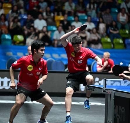 RECORD DATE NOT STATED Dand Qiu und Li Yongyin erreichen mit Borussia Düsseldorf das Finale des TTBL Final Four in Frankfurt. Der deutsche Nationalspieler Dang Qiu und sein chinesischer Vereinskollege Li Yongyin von Borussia Düsseldorf gewinnen das entscheidende Doppel zum 3:2-Halbfinalerfolg gegen den TTC Schwalbe Bergneustadt beim TTBL Final Four in Frankfurt am Main in der Süwag Energie Arena am 30. Mai 2026. Düsseldorf steht damit als erster Finalist fest. Frankfurt am Main Hessen Germany