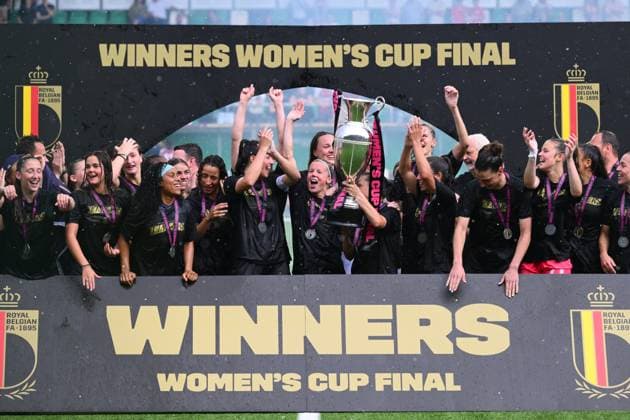 RSC Anderlecht v SV Zulte Waregem - Women s Cup Final LA LOUVIERE, BELGIUM - MAY 30 : Players of Anderlecht celebrates the victory after the RBFA Belgian Women s Cup final match between RSC Anderlecht and SV Zulte Waregem on May 30, 2026 in La Louviere, Belgium, 30 05 2026 La Louviere Belgium  Copyright: xVincentxKalutx