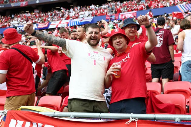 Paris Saint-Germain v Arsenal, UEFA Champions League Arsenal Fans during the Paris Saint-Germain v Arsenal UEFA Champions League Final match at the Puskas Arena, Budapest, Hungary on 30 May 2026 Credit: Ian Stephen Every Second Media Editorial use only. All images are copyright Every Second Media Limited. No images may be reproduced without prior permission. Copyright: xIMAGO EveryxSecondxMediax ESM-2017-0019 IanxStephenx xEveryxSecondxMediax