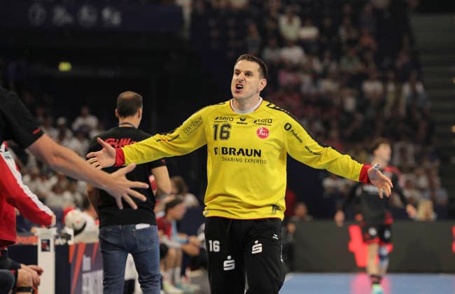 photo : Jubel bei Melsungens überragendem Torhüter Nebojsa SIMIC Handball Herren am Sa. 30.05.2026 Mens EHF European League , Final Four in Hamburg SG Flensburg - Melsungen, Halbfinale