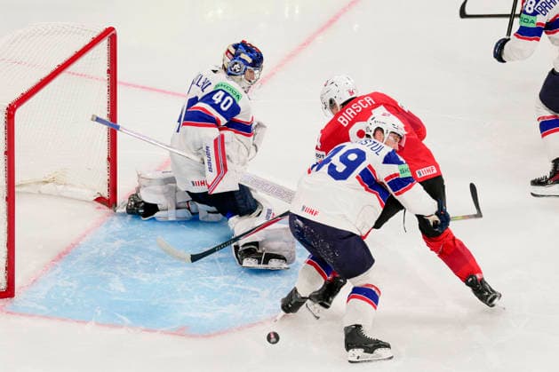 ZURICH, SWITZERLAND - MAY 30: Christian Kaasastul of Norway against Attilio Biasca of Switzerland during the 2026 IIHF Ice hockey, Eishockey World Championship, WM, Weltmeisterschaft Switzerland game between Switzerland and Norway at Swiss Life Arena on May 30, 2026 in Zurich, Zurich. Zurich Swiss Life Arena Zurich Switzerland Copyright: xJustPictures.ch JarixPestelaccix jp-en-EuSpIm-JP6_JAR_Switzerland_Norway_30May2026_00068