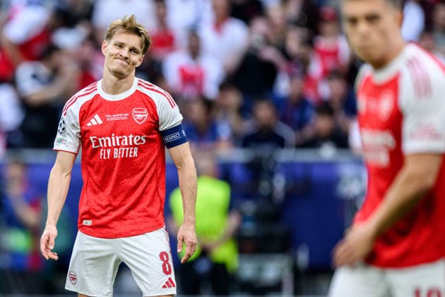 260530 Martin odegaard of Arsenal looks dejected during the UEFA Champions League final match between Paris Saint-Germain and Arsenal on May 30, 2026 in Budapest. Photo: Maxim Thore BILDBYRAN kod MT MT1056 fotboll football soccer fotball uefa champions league champions league paris saint-germain arsenal bbeng depp Copyright: MAXIMxTHORE BB260530MT069