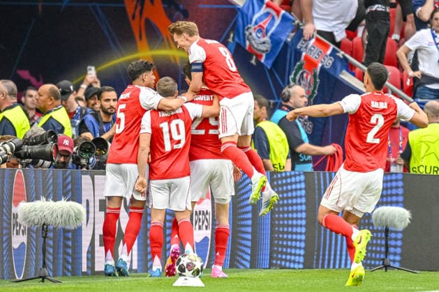 Kai Havertz (Arsenal FC) celebrates after scoring his team s first goal with teammates during the UEFA Champions League Final 2026 match between Paris Saint-Germain and Arsenal FC at Puskas Arena on May 30, 2026 in Budapest, Hungary. (Photo by Harry Langer DeFodi Images) -
