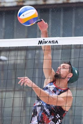 Ostrava 29.05.2026. Beach volleyball, Beachvolleyball JT Banka Ostrava Beach Pro Tour Elite 16, day 4, Round of 16, Ostrava, Czech Republic --- Siatkowka plazowa, JT Banka Ostrava Beach Pro Tour Elite 16, dzien 4, 1 8 finalu rturnieju w Ostrawie Persons Shown : Bartosz Losiak (POL) Fot. Dominika Chmura Arena Akcji NEWSPIX.PL --- newspix.pl POLAND OUT! 