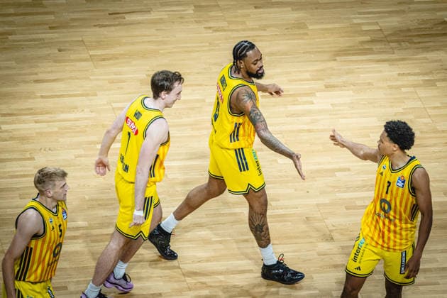 Basketball Berlin 30.05.2026 Saison 2025 2026 EasyCredit BBL 1. Bundesliga Männer, Herren Playoffs Halbfinale Spiel 1 Alba Berlin - BMA365 Bamberg Baskets J wan Roberts (Alba Berlin, No.13) Jack Kayil (Alba Berlin, No.07) Jubel