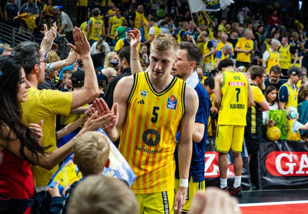 Sam Griesel (Alba Berlin, 5) nach dem Spiel 30.05.2026, Alba Berlin vs Bamberg Baskets, Basketball, BBL, Max-Schmeling Halle, Berlin DFL regulations prohibit any use of photographs as image sequences and or quasi-video. Copyright: HMBxMedia xFinnxWeidmann