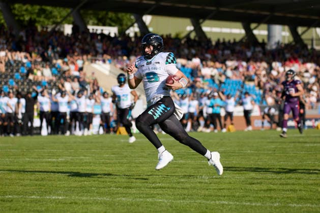 Frankfurt Galaxy - Munich Ravens, American Football, European Football Alliance (EFA), Saison 2026, 30.05.2026. 9 Russell Tabor (QB, Munich Ravens) mit dem Touchdown im Spiel zwischen Frankfurt Galaxy und Munich Ravens in der European Football Alliance (EFA) in Frankfurt am Main, Deutschland. Hessen Deutschland