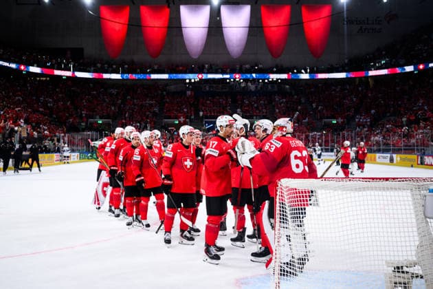 260530 Ken Jager and Leonardo Genoni of Switzerland celebrate after the 2026 IIHF Ice hockey, Eishockey World Championship, WM, Weltmeisterschaft semifinal match between Switzerland and Norway on May 30, 2026 in Zürich. Photo: Jesper Zerman BILDBYRAN kod JZ JZ0737 ishockey ice hockey ishockey-vm 2026 vm 2026 iihf world championship semifinal semifinals switzerland schweiz norge norway bbeng jubel Copyright: JESPERxZERMAN BB260530JZ078