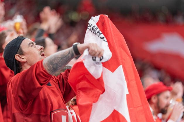 30 05 2026, Zurich, Swiss Life Arena, Ice hockey, Eishockey World Championships Semifinal: Switzerland - Norway, Schweizer Fan Zurich Swiss Life Arena Zurich Switzerland Copyright: xJustPictures.ch StefanxEmchx jp-de-StEm-DSC0108320260530