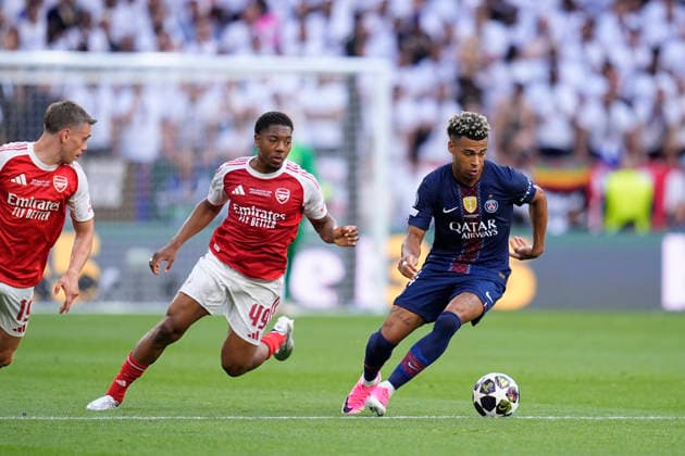May 30, 2026, Budapest, Budapest, Hungary: Desire Doue of Paris Saint Germain and Myles Lewis-Skelly of Arsenal FC in action during the UEFA Champions League Final 2026 match between Paris Saint-Germain and Arsenal FC at Puskas Arena on May 30, 2026 in Budapest, Hungary. Budapest Hungary - ZUMAa181 20260530_zaa_a181_110 Copyright: xDennisxAgyemanx