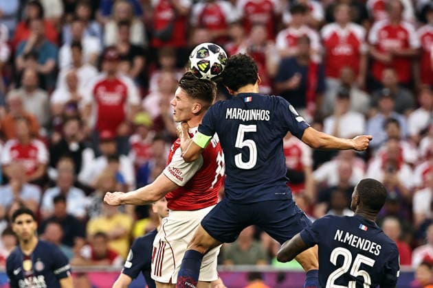 GER, Champions League, Paris St. Germain vs FC Arsenal 30.05.2026, Puskas ArÃ na, Budapest, GER, Champions League, Paris St. Germain vs FC Arsenal im Bild Viktor Gyökeres (FC Arsenal, 14) im Kopfballduell Marquinhos (Paris St. Germain, 05)