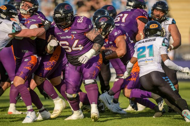 Gerald Ameln (Frankfurt Galaxy, 20) runs for a touchdown Frankfurt Galaxy vs Munich Ravens, American Football, European Football Alliance, Week 3, 2026, 30.05.2026, Frankfurt PSD Bank Arena Germany Copyright: xFootxBowlxPressexFotoxAgentur JUx