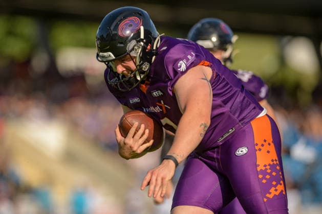 Ryan Rimmler (Frankfurt Galaxy, 01) tries 2 point conversion, Frankfurt Galaxy vs Munich Ravens, American Football, European Football Alliance, Week 3, 2026, 30.05.2026, Frankfurt PSD Bank Arena Germany Copyright: xFootxBowlxPressexFotoxAgentur JUx
