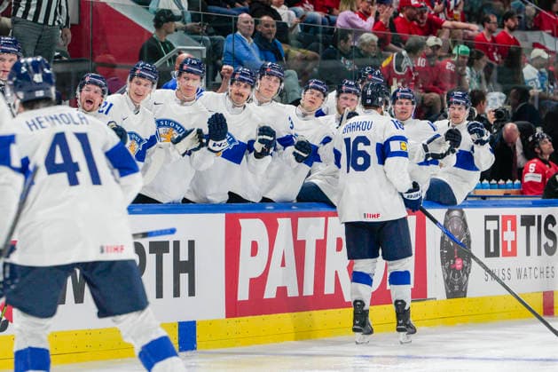 ZURICH, SWITZERLAND - MAY 30: Aleksander Barkov of Finland celebrates his goal during the 2026 IIHF Ice hockey, Eishockey World Championship, WM, Weltmeisterschaft Switzerland game between Canada and Finland at Swiss Life Arena on May 30, 2026 in Zurich, Zurich. Zurich Swiss Life Arena Zurich Switzerland Copyright: xJustPictures.ch JarixPestelaccix jp-en-EuSpIm-JP6_JAR_Canada_Finland_30May2026_00121