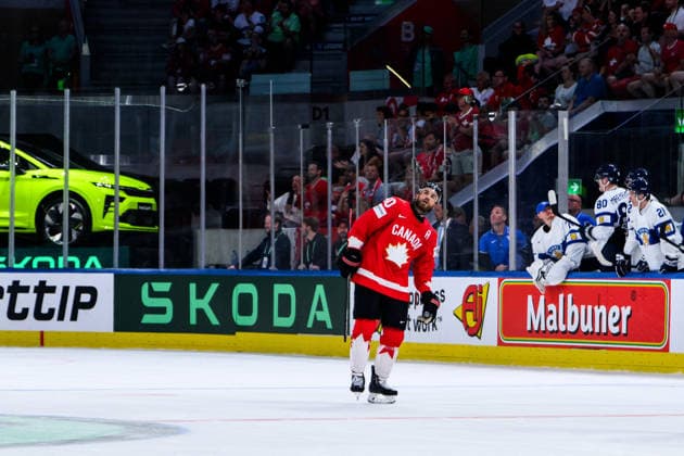 260530 Ryan O™Reilly of Canada looks dejectes after 2-4 during the 2026 IIHF Ice hockey, Eishockey World Championship, WM, Weltmeisterschaft semifinal match between Canada and Finland on May 30, 2026 in Zürich. Photo: Jesper Zerman BILDBYRAN kod JZ JZ0738 ishockey ice hockey ishockey-vm 2026 vm 2026 iihf world championship semifinal semifinals kanada canada finland bbeng Copyright: JESPERxZERMAN BB260530JZ115