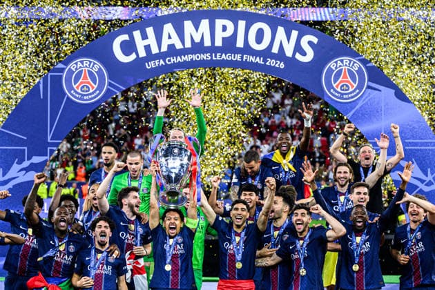 260530 Players of Paris Saint-Germain celebrate with the trophy after the UEFA Champions League final match between Paris Saint-Germain and Arsenal on May 30, 2026 in Budapest. Photo: Maxim Thore BILDBYRAN kod MT MT1056 fotboll football soccer fotball uefa champions league champions league paris saint-germain arsenal bbeng jubel Copyright: MAXIMxTHORE BB260530MT235