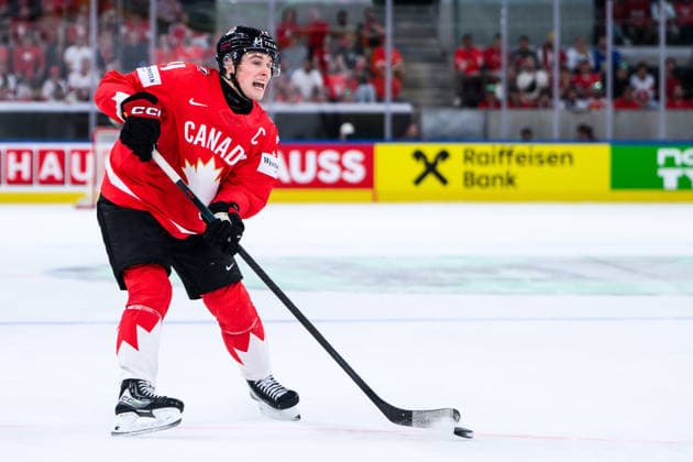 260530 Macklin Celebrini of Canada during the 2026 IIHF Ice hockey, Eishockey World Championship, WM, Weltmeisterschaft semifinal match between Canada and Finland on May 30, 2026 in Zürich. Photo: Jesper Zerman BILDBYRAN kod JZ JZ0738 ishockey ice hockey ishockey-vm 2026 vm 2026 iihf world championship semifinal semifinals kanada canada finland bbeng Copyright: JESPERxZERMAN BB260530JZ124
