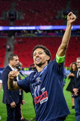260530 Marquinhos of Paris Saint-Germain celebrates after the UEFA Champions League final match between Paris Saint-Germain and Arsenal on May 30, 2026 in Budapest. Photo: Maxim Thore BILDBYRAN kod MT MT1056 fotboll football soccer fotball uefa champions league champions league paris saint-germain arsenal bbeng jubel Copyright: MAXIMxTHORE BB260530MT246