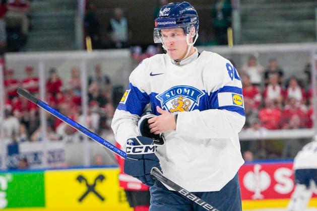 ZURICH, SWITZERLAND - MAY 30: Saku Maenalanen of Finland during the 2026 IIHF Ice hockey, Eishockey World Championship, WM, Weltmeisterschaft Switzerland game between Canada and Finland at Swiss Life Arena on May 30, 2026 in Zurich, Zurich. Zurich Swiss Life Arena Zurich Switzerland Copyright: xJustPictures.ch JarixPestelaccix jp-en-EuSpIm-JP6_JAR_Canada_Finland_30May2026_00162