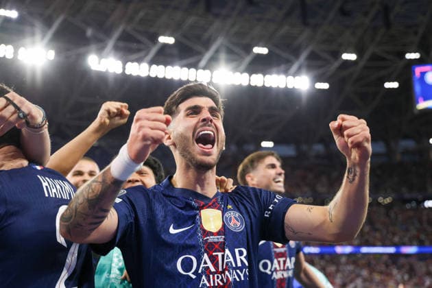 May 30, 2026, Napoli, Campania, Hungary: Lucas Beraldo of FC Paris Saint-Germain During the football match between PSG vs Arsenal valid for the UEFA Champions League Final, on 30 05 2026 at the Stadium Pusko s Arena in Budapest Napoli Hungary - ZUMAs236 20260530_aap_s236_160 Copyright: xFabioxSassox