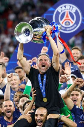 Paris Saint-Germain v Arsenal, UEFA Champions League Paris Saint-Germain Manager Luis Enrique ESP lifts the trophy during the Paris Saint-Germain v Arsenal UEFA Champions League Final match at the Puskas Arena, Budapest, Hungary on 30 May 2026 Credit: Ian Stephen Every Second Media Editorial use only. All images are copyright Every Second Media Limited. No images may be reproduced without prior permission. Copyright: xIMAGO EveryxSecondxMediax ESM-2017-0128 IanxStephenx xEveryxSecondxMediax
