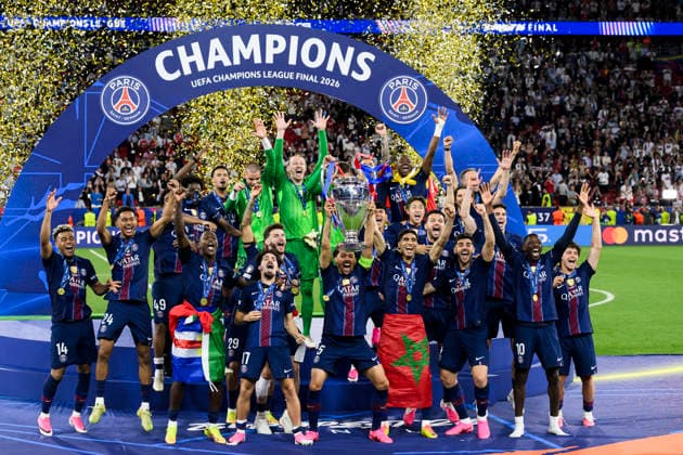 Paris Saint-Germain FC v Arsenal FC - UEFA Champions League Marquinhos of Paris Saint-Germain FC lifts the trophy as teammates celebrate during the UEFA Champions League 2025 26 final football match between Paris Saint-Germain FC and Arsenal FC. Budapest Hungary Copyright: xNicolòxCampox